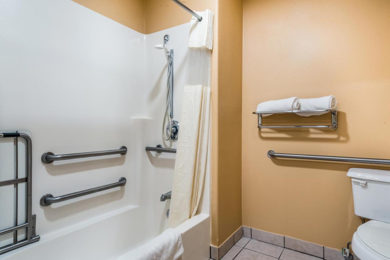 Americas Best Value Inn - Ukiah Zewnętrze zdjęcie