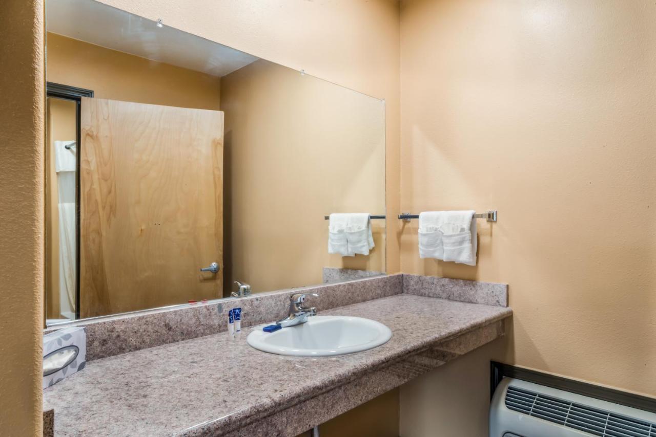 Americas Best Value Inn - Ukiah Zewnętrze zdjęcie